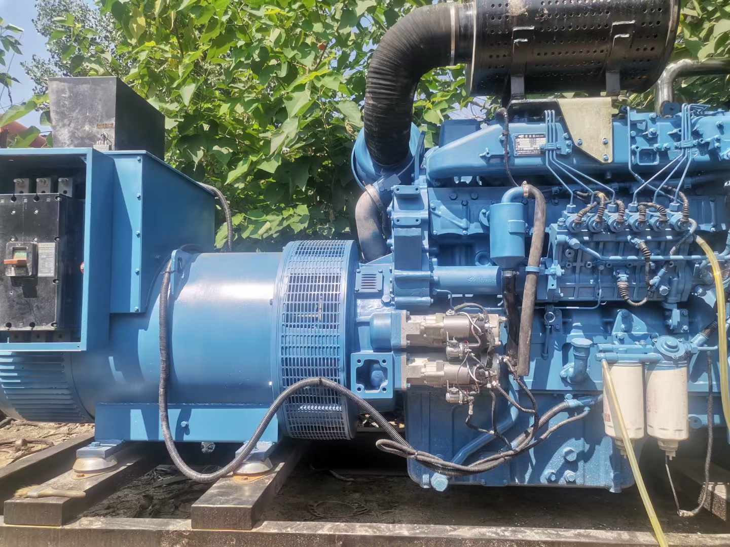 贞丰详细说明降低 800kW 柴油发电机输出电流波动的方法