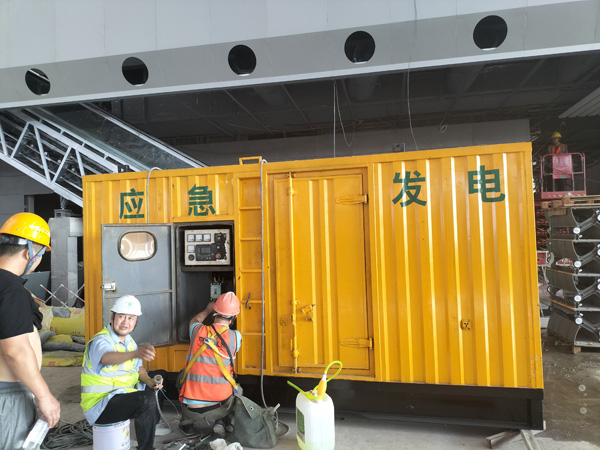 贞丰怎样判断空气滤清器是否需要更换？