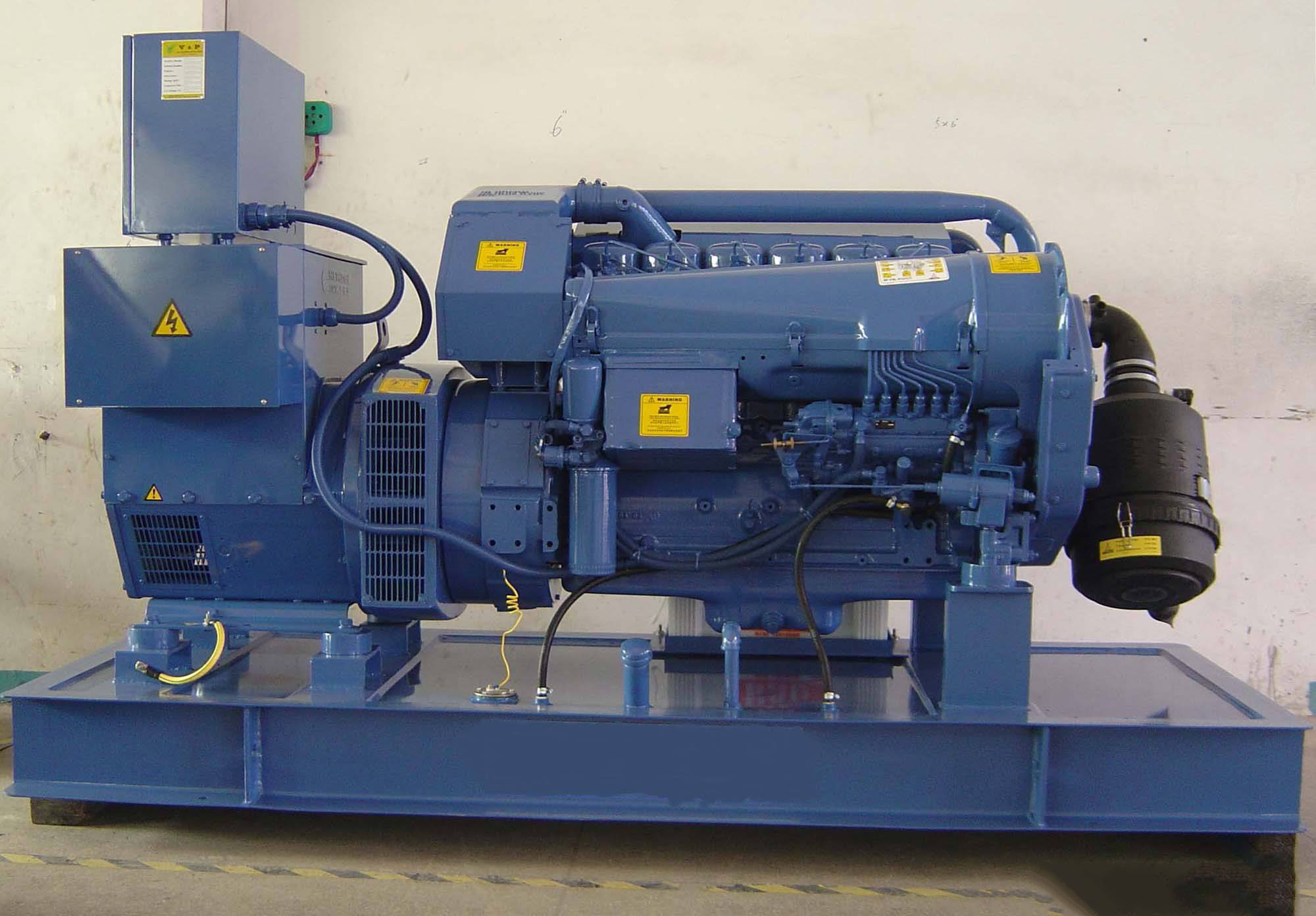 贞丰汽油发电机组冬季启动前，电瓶需要做哪些检查和维护？