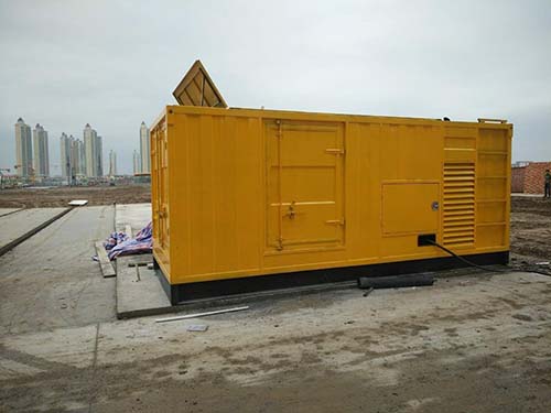 贞丰合同中关于乙方责任导致工期延误的赔偿标准应该如何制定？